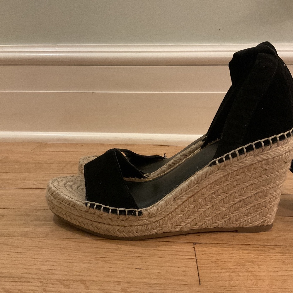 Marc Fisher Black Espadrille heels
